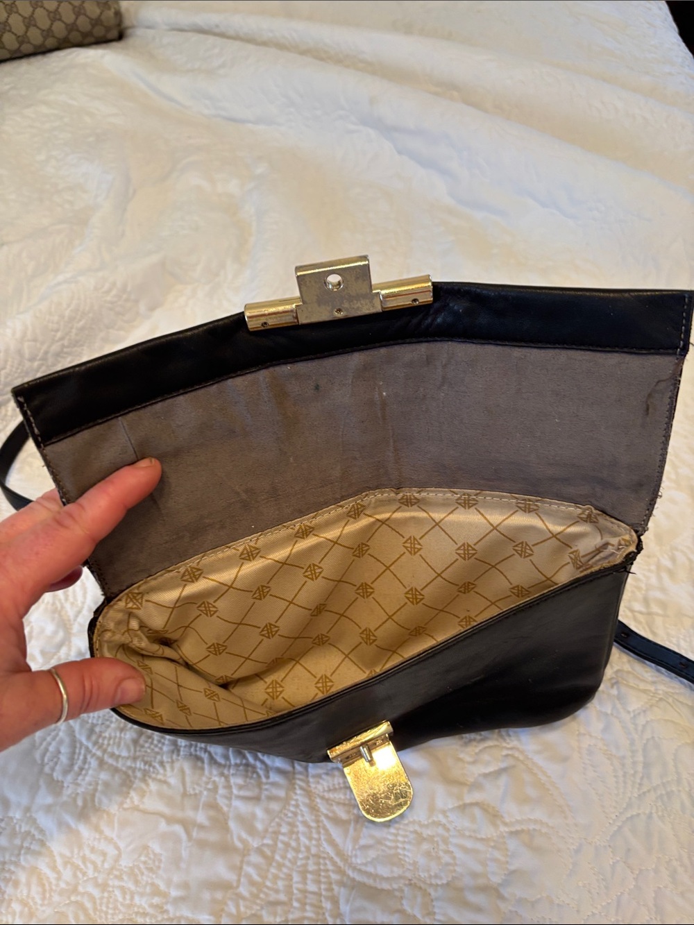 ANTONIO MELANI Black Leather Crossbody with Gold Clasp - Picture 2 of 5